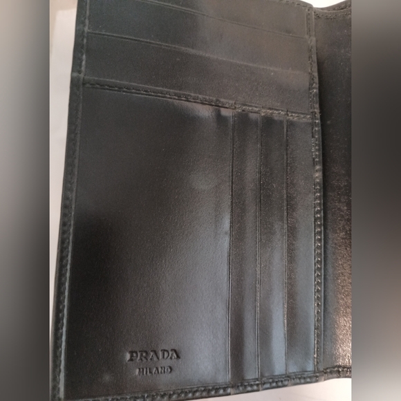 PRADA Double hook Bi fold Wallet Silver Hardware Unisex Leather Black - Picture 8 of 14